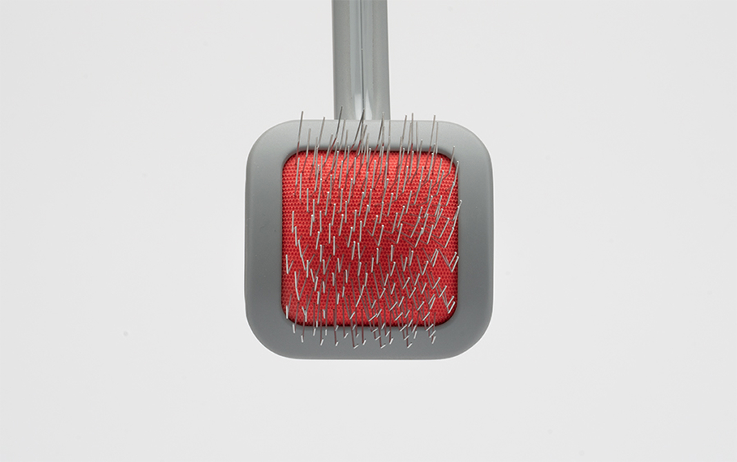 Maestro is our plastic slicker brush for pet grooming. Best quality materials to provide high-performance products. Discover now! - 6