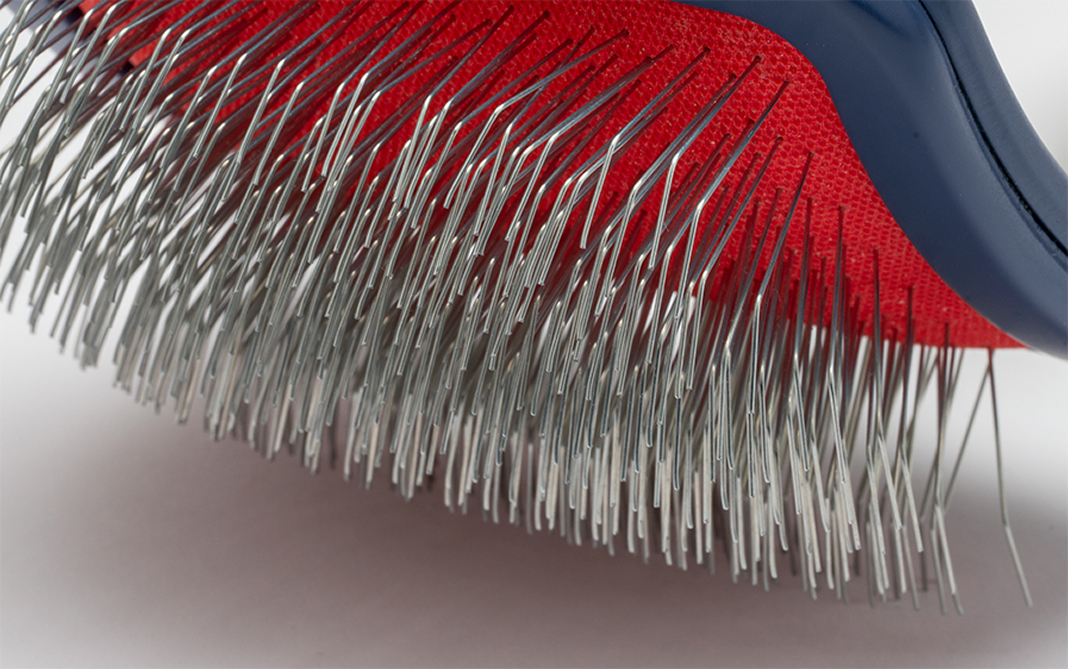 Maestro is our plastic slicker brush for pet grooming. Best quality materials to provide high-performance products. Discover now! - 7