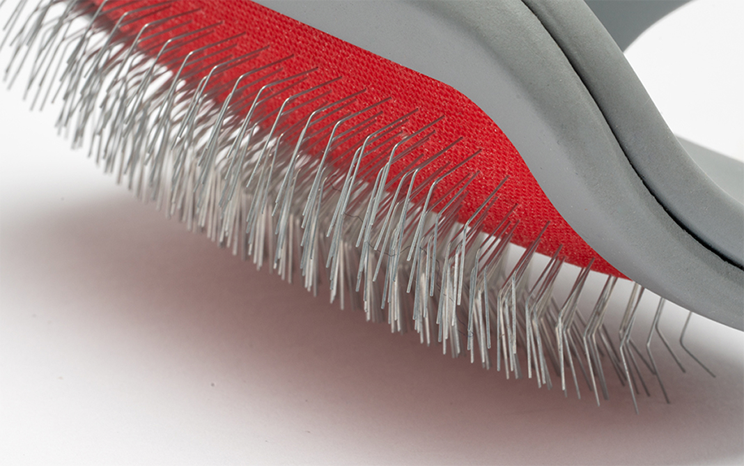 Maestro is our plastic slicker brush for pet grooming. Best quality materials to provide high-performance products. Discover now! - 9