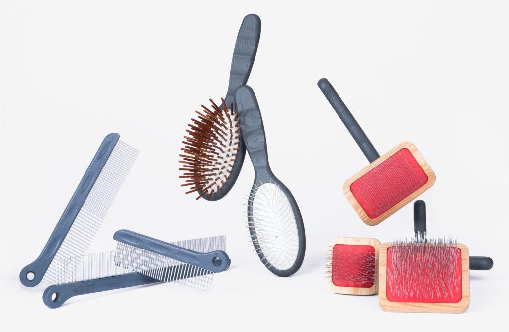 We are specialized in manufacturing and supplying professional pet grooming tools in the USA. White & Private label solutions