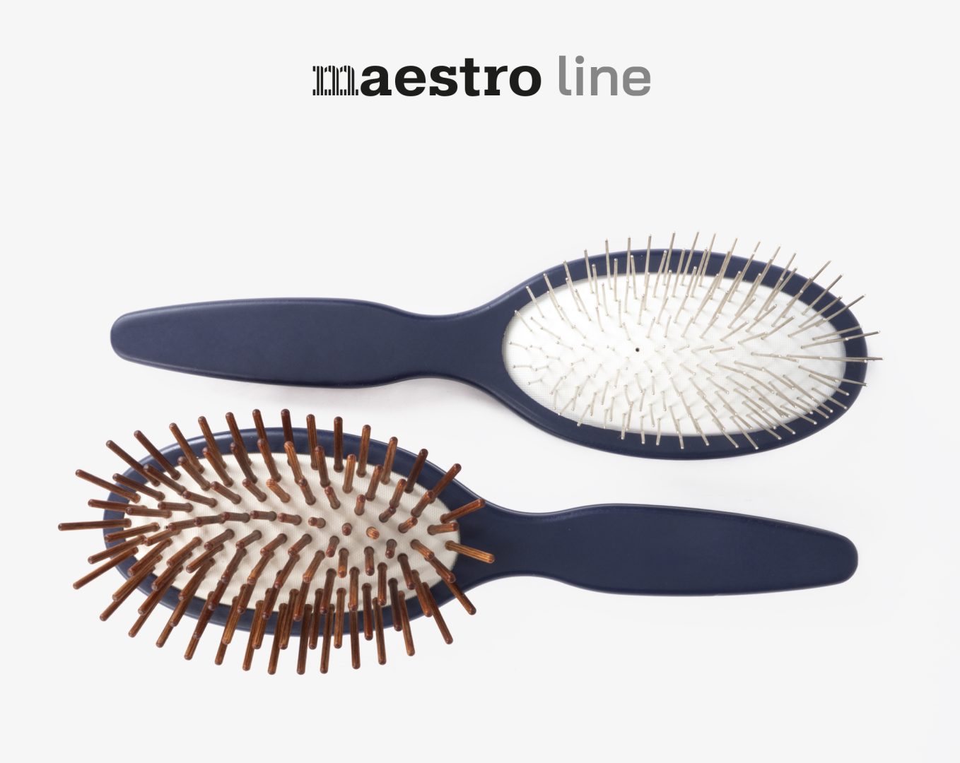 Discover high-quality professional pet pin brushes designed for effective grooming and care. For Groomers and Distributors. Private and White label solutions.